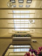 The Carmel House Apt hotel By Sea N Rent