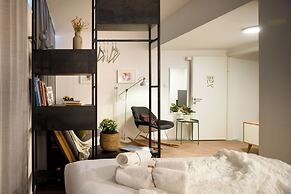 The Carmel House Apt hotel By Sea N Rent