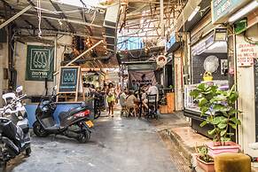 The Carmel House Apt hotel By Sea N Rent