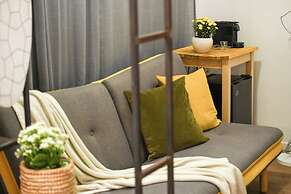 The Carmel House Apt hotel By Sea N Rent