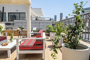 The Carmel House Apt hotel By Sea N Rent