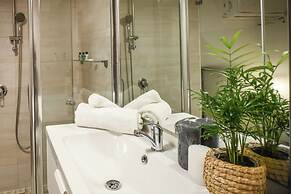 The Carmel House Apt hotel By Sea N Rent