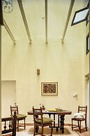 The Carmel House Apt hotel By Sea N Rent