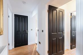 Shorefront Apartment - Sea View With 3 Bedrooms