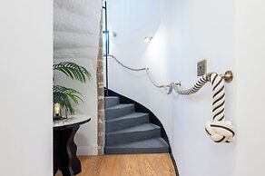 Shorefront Apartment - Sea View With 3 Bedrooms