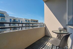 Apartment Dluga 57F by Renters