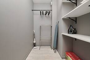 Apartment Dluga 57F by Renters