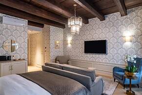 Hotel Unicus Palace Old Town - Destigo Hotels