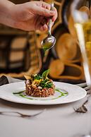 Hotel Unicus Palace Old Town - Destigo Hotels