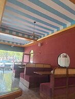 HOTEL ABU INN