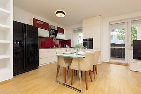 Spacious Targowek Apartment by Renters