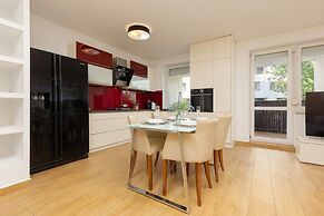 Spacious Targowek Apartment by Renters