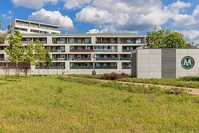 Spacious Targowek Apartment by Renters