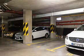 Spacious Targowek Apartment by Renters