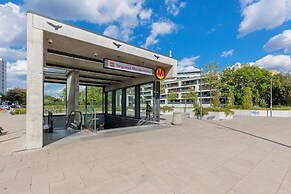 Spacious Targowek Apartment by Renters