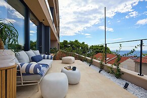 Hedera Estate, Hedera Studio 1