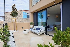 Hedera Estate, Hedera Studio 1