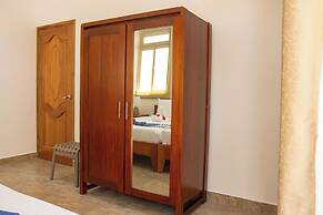 Macmillan's Holiday Villas