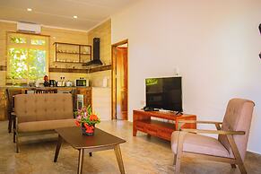 Macmillan's Holiday Villas