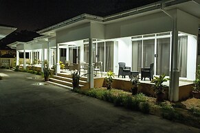 Macmillan's Holiday Villas