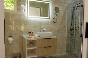 Macmillan's Holiday Villas