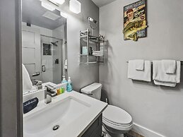 Hidden Haven At Apache Trail! 4 Bedroom Townhouse by RedAwning