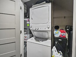 Hidden Haven At Apache Trail! 4 Bedroom Townhouse by RedAwning