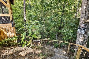 Shasta Mountain Escape 1 Bedroom Home by RedAwning