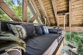 Shasta Mountain Escape 1 Bedroom Home by RedAwning