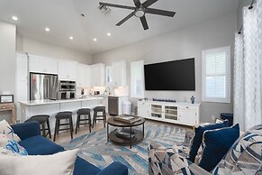 134 Pearl St 3 Bedroom Home by RedAwning