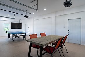 134 Pearl St 3 Bedroom Home by RedAwning