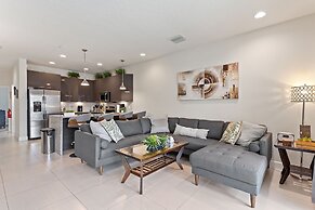 Priceless Peace At Serenity By Shine Villas. 081 3 Bedroom Townhouse