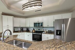 Phoenix On The Bay 1310 2 Bedroom Condo by Redawning