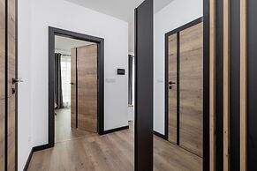 Kopiec Kraka Apartment by Renters