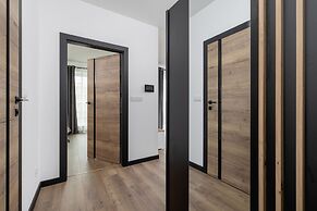 Kopiec Kraka Apartment by Renters