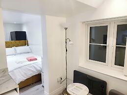 Stunning Well Decorated 1bed Apartment in Dartford