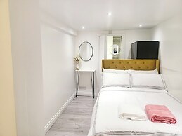 Stunning Well Decorated 1bed Apartment in Dartford