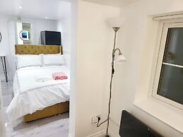 Stunning Well Decorated 1bed Apartment in Dartford