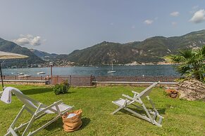 Ninfea Apartments by Wonderful Italy - Teal