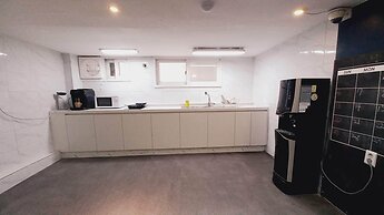 Haechi Stay Guesthouse