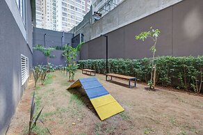 Roomo OY Frei Caneca Residencial