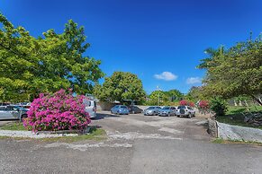 Montego Bay Club Apartments