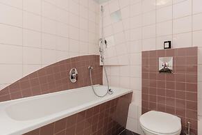 Bemowo Powstanców Slaskich by Renters