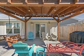 Coral Cabana - 3BD 2BA Home Close to Beach w/ Optional Golf Cart!