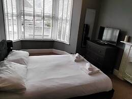 Impeccable 3-bed House in Newquay