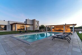 3239 Domina 55 by Perle di Puglia