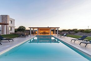 3239 Domina 55 by Perle di Puglia