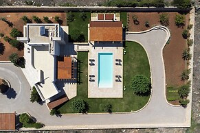 3239 Domina 55 by Perle di Puglia