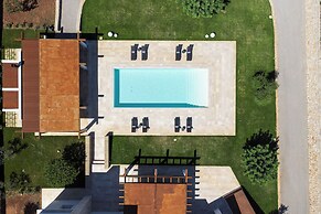 3239 Domina 55 by Perle di Puglia