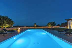 3239 Domina 55 by Perle di Puglia